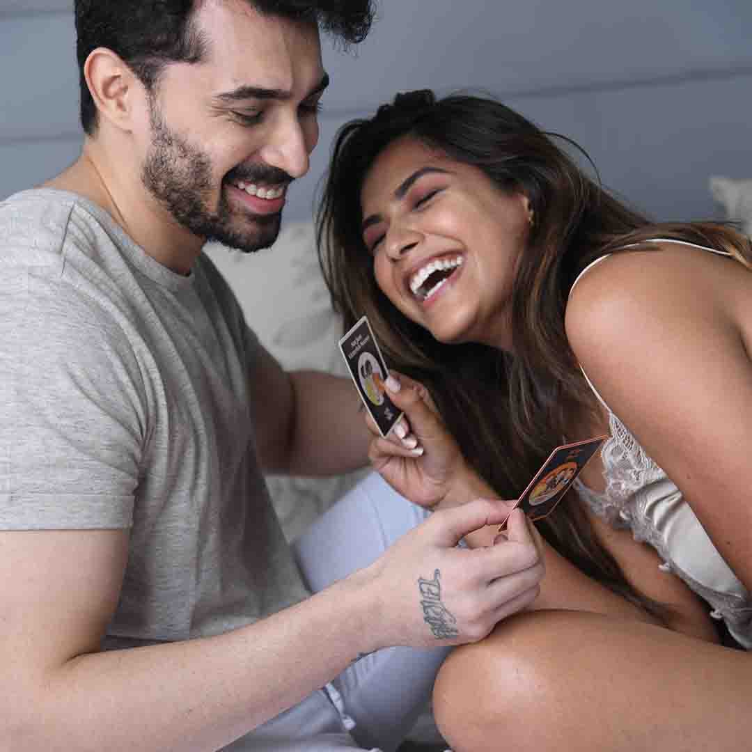 Under The Sheets Card Game - Image 2